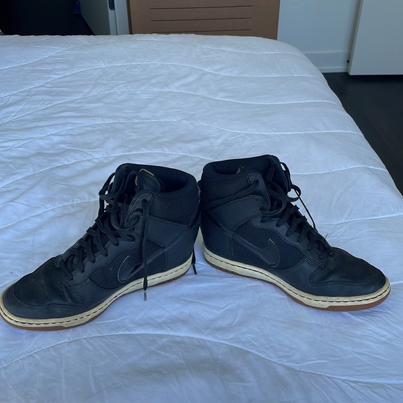 Nike Dunk Sky Hi Essential Black Gum - Wedge Womens Shoes Size 9.5 - Picture 3 of 9